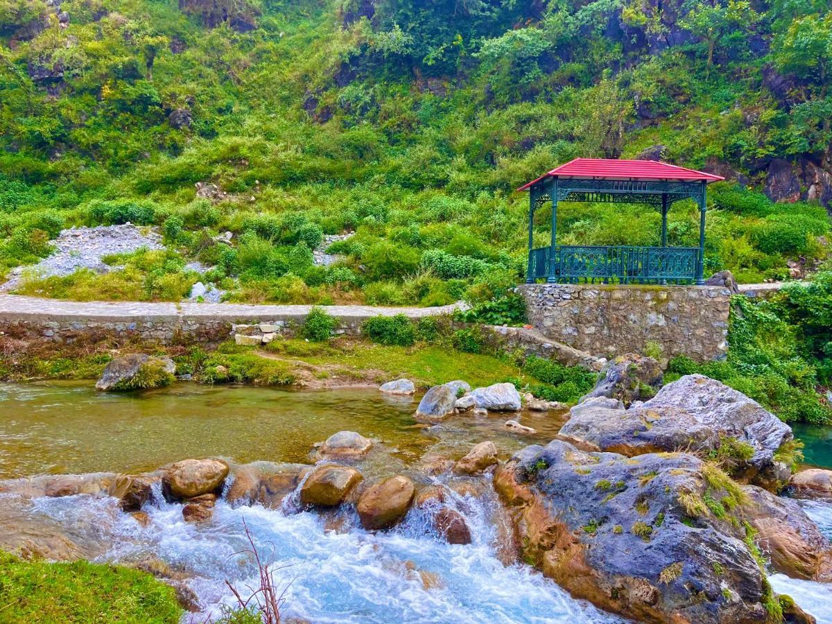 River Grand, 穆索里 外观 照片