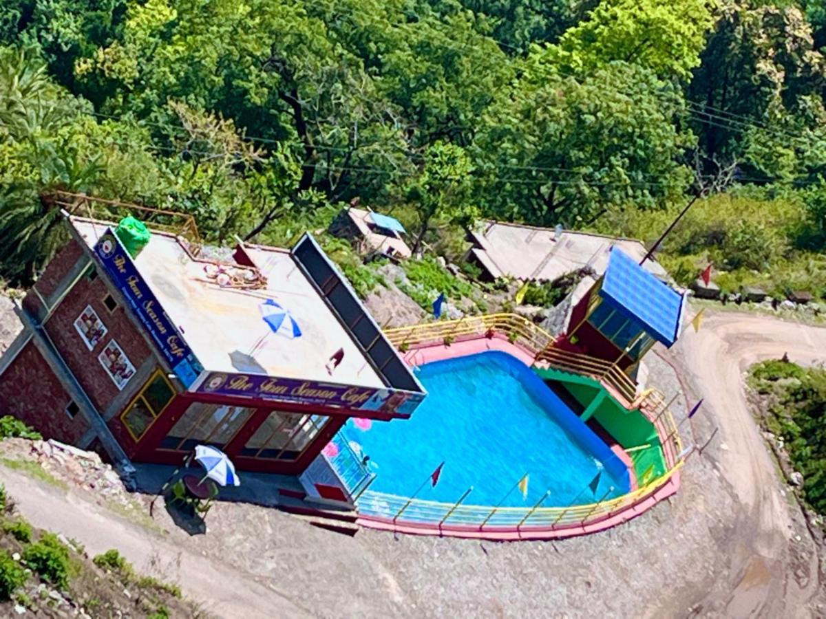 River Grand, 穆索里 外观 照片